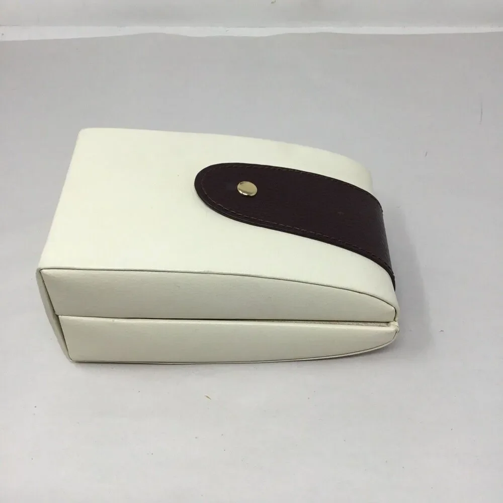 Bey-Bey jewelry box